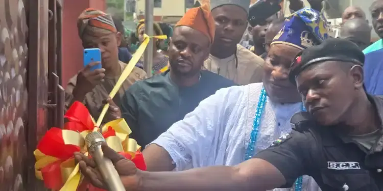 Olorunsogo LG Chairman, Qozeem Olayanju, Commissions New Health Centre in Igbeti
